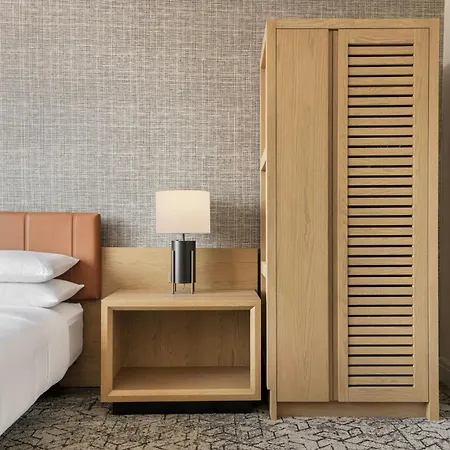 Sheraton 4*