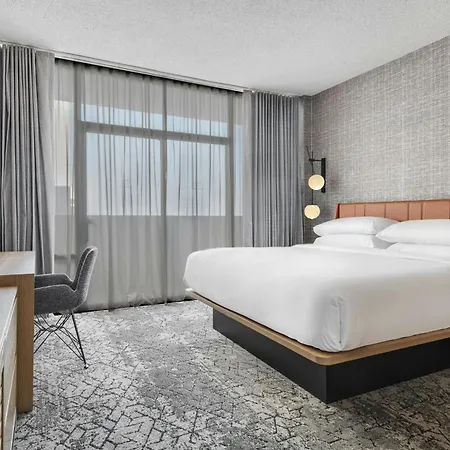 Sheraton 4*