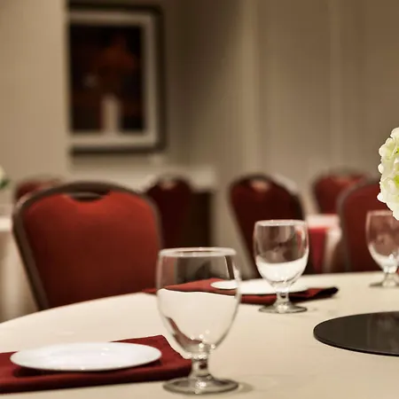 Hotel Homewood By Hilton Southpark 3*