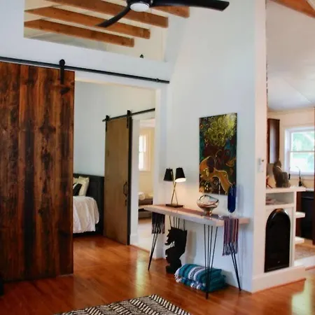 Cozy On Food Forest In The Heart Of * Charlotte