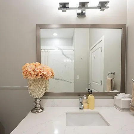 Apartment Uptown Penthouse Charlotte