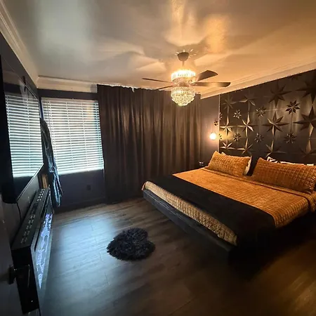 Luxurious Getaway At Js Place Charlotte