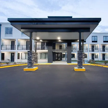 Hotel Clarion Pointe Charlotte