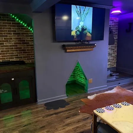 Luxurious Getaway At Js Place Charlotte