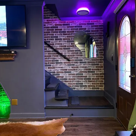 Luxurious Getaway At Js Place Charlotte