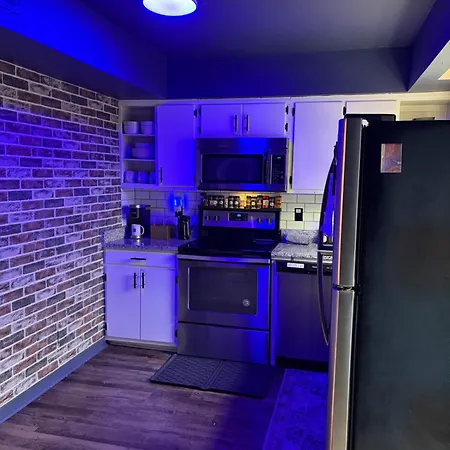 Luxurious Getaway At Js Place * Charlotte