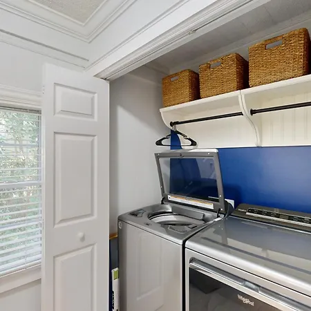 3 Mi To Dtwn Charlotte! Quiet Haven W/ Fenced Yard Charlotte