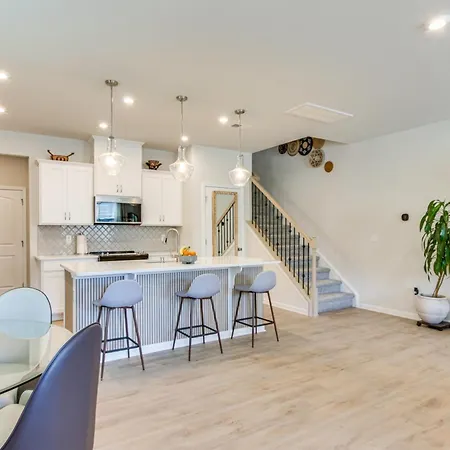 3 Mi To Wylie! Modern Townhome * Charlotte