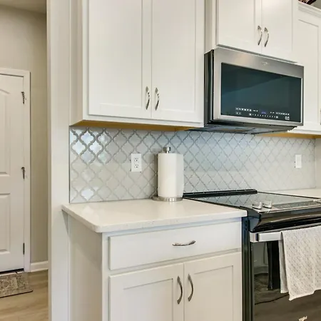 3 Mi To Wylie! Modern Townhome Holiday home