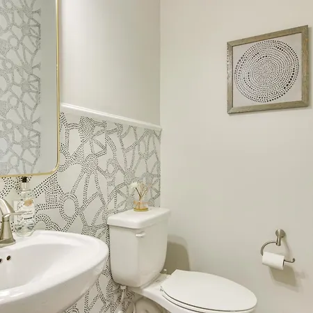 Holiday home 3 Mi To Wylie! Modern Townhome Charlotte