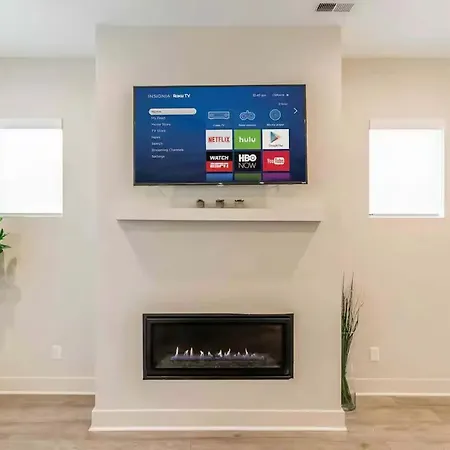 Holiday home Cozy 3br Retreat With Patio Prime Spot Charlotte