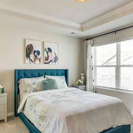3 Mi To Wylie! Modern Townhome Holiday home