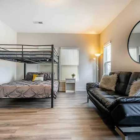 Holiday home Cozy 3br Retreat With Patio Prime Spot Charlotte