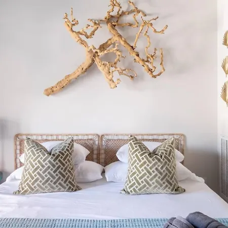 Rooftop King Beds Near Light Rail & Loso Charlotte