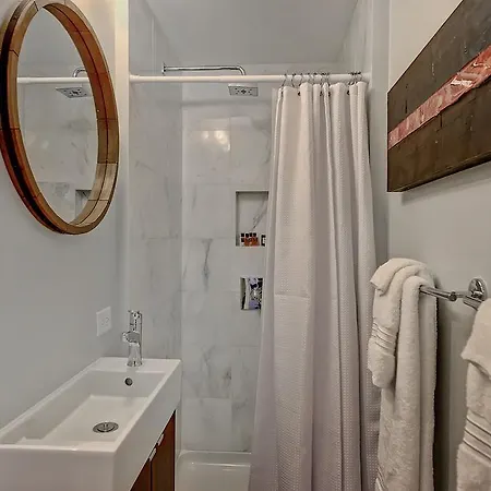 Superb Myers Park 2br/2ba - 1 Mile From Uptown * Charlotte