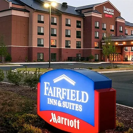Fairfield & By Marriott Matthews Hotel