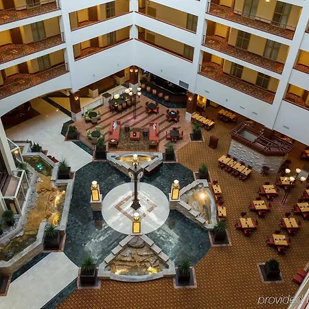 Hilton Airport Hotel 4*