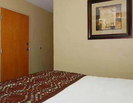 Microtel By Wyndham Place Hotel
