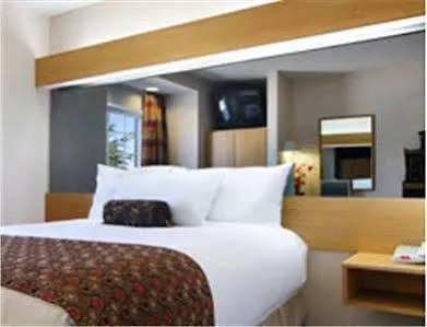 Hotel Microtel By Wyndham Place