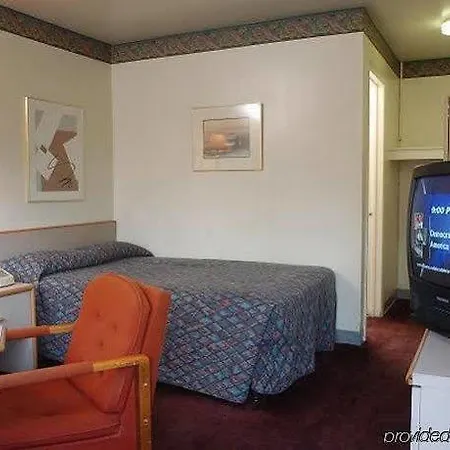 Motel Royal And Airport