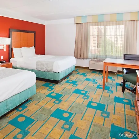 La Quinta By Wyndham Airport South