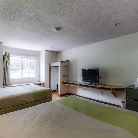 6-charlotte, Nc - 4*