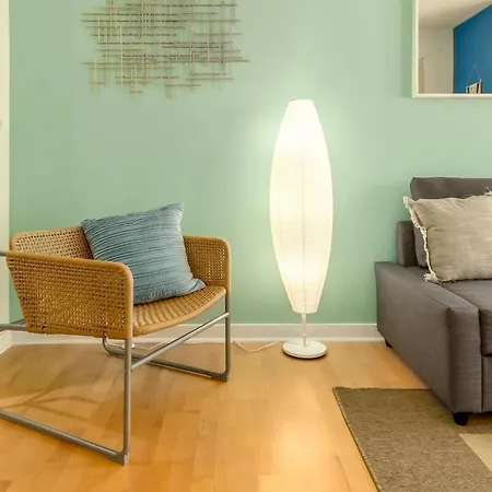 Trifecta Spacious & Beautiful Wifi Superhost *