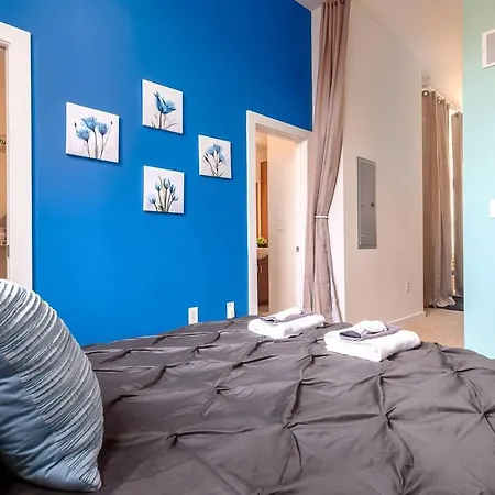 Apartment Trifecta Spacious & Beautiful Wifi Superhost