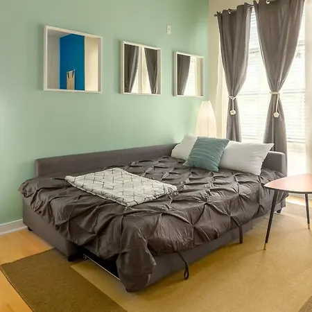 Apartment Trifecta Spacious & Beautiful Wifi Superhost