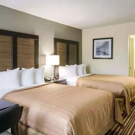Hotel 6 Charlotte, Nc - Airport South 4*