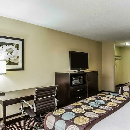 Red Lion Hotel 3*