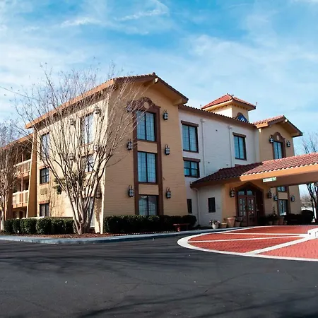 America's Value Hotel 2*