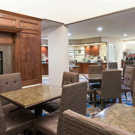 Vivo Living Hotel Charlotte