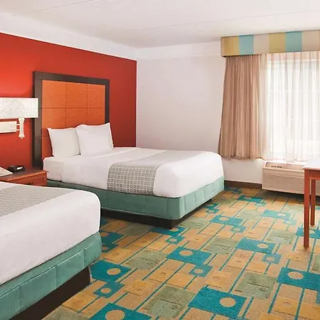 Hotel La Quinta By Wyndham Airport South