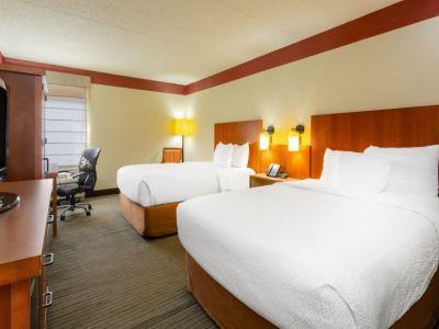 Spark By Hilton Airport North 3*