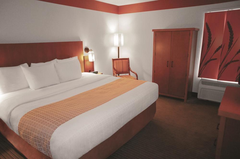Spark By Hilton Airport North Hotel
