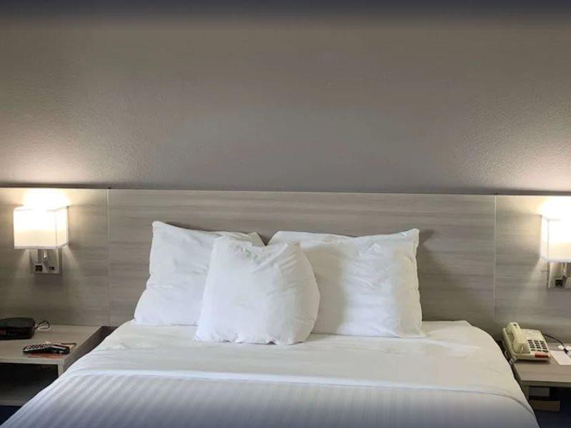 Microtel By Wyndham Airport 3* Charlotte