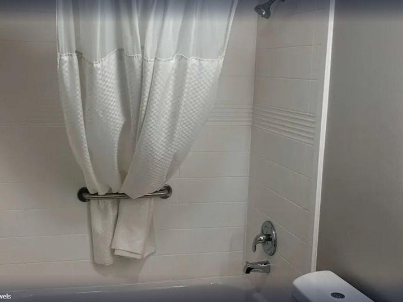 Microtel By Wyndham Airport Hotel Charlotte