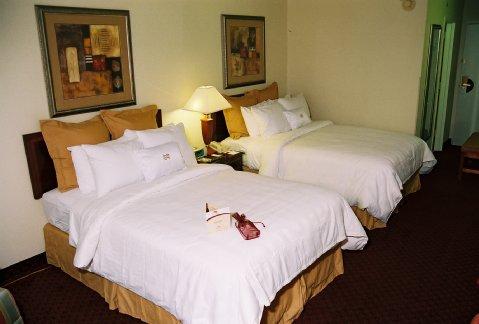Fairfield & By Marriott Uptown Charlotte