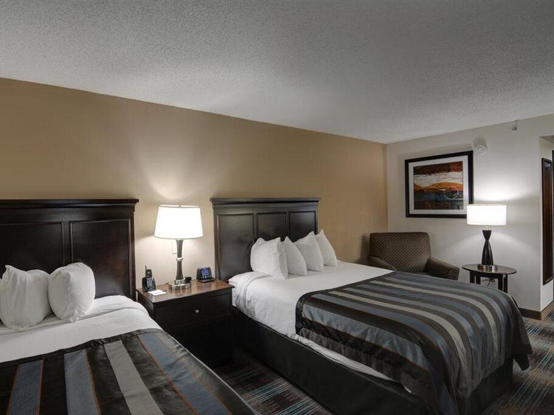 Spark By Hilton Tyvola I-77 3*