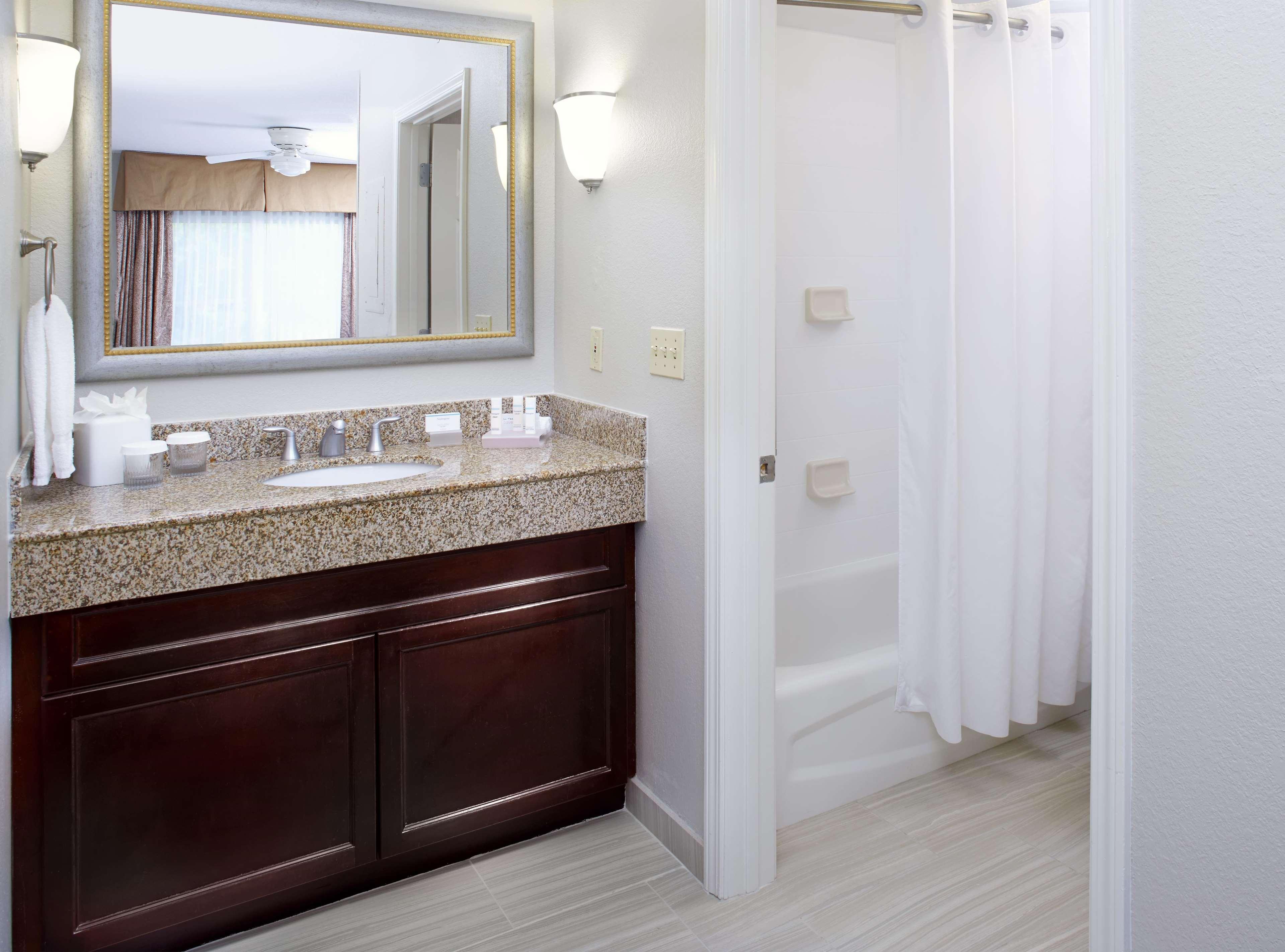 Homewood By Hilton Airport 2*