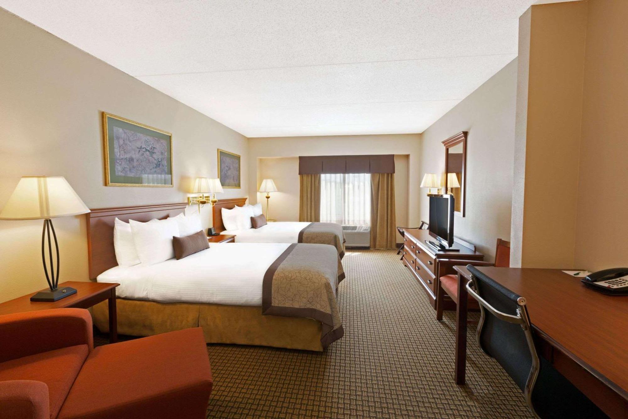 Hotel Wingate By Wyndham Airport Charlotte