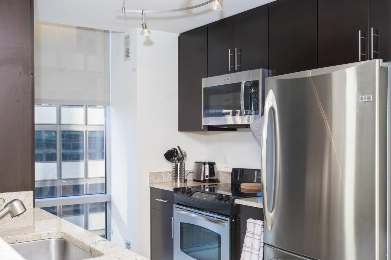 Corporate Uptown Furnished Apartment *