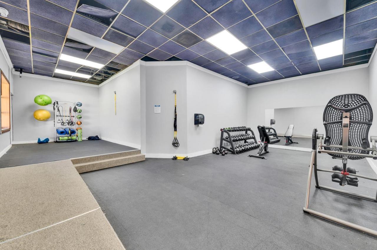 Hotel Residences At Windsor 5*