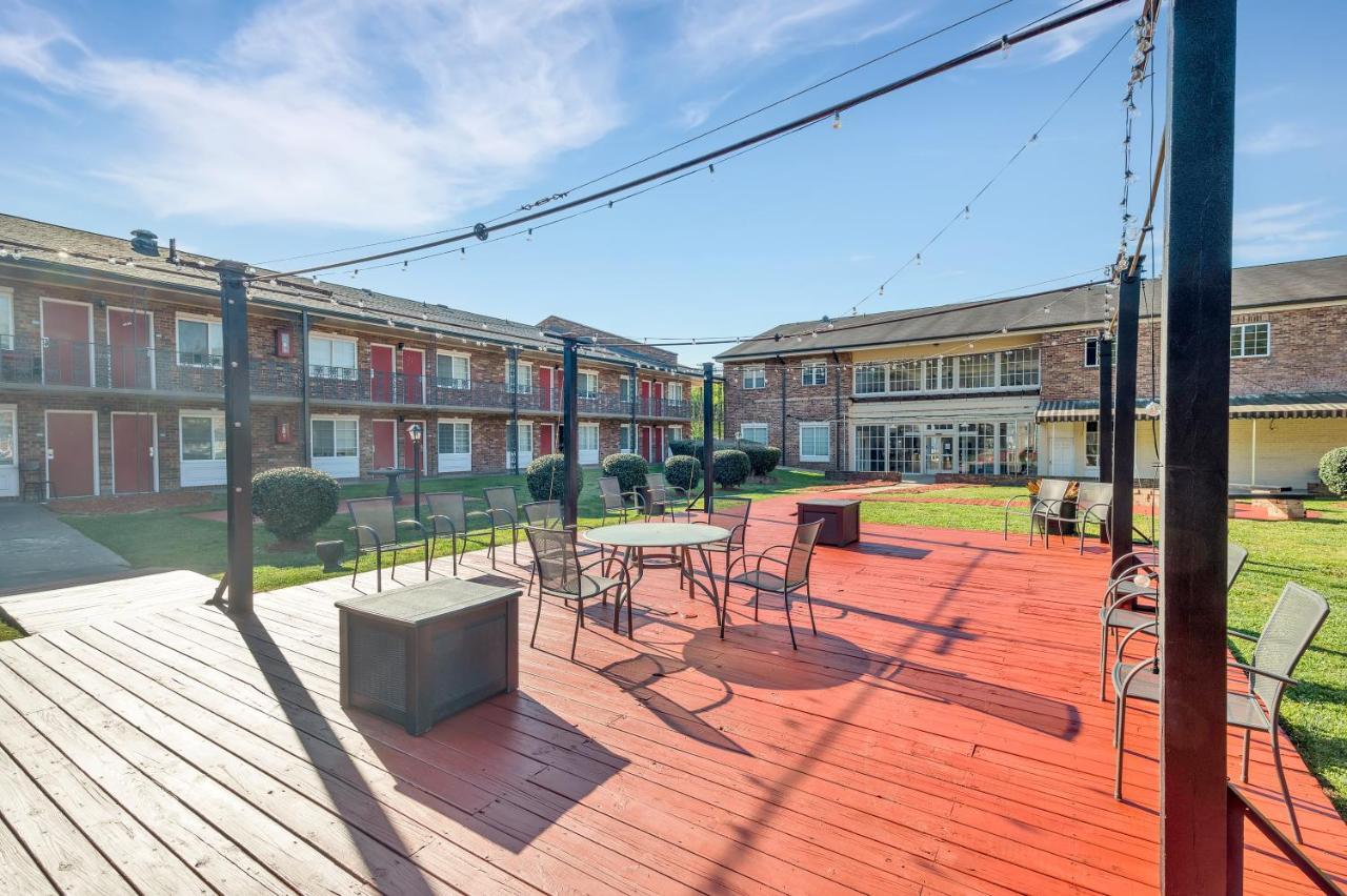 Hotel Residences At Windsor