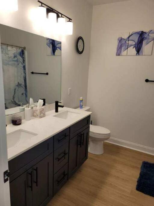 South Charlotte's Cozy & Modern