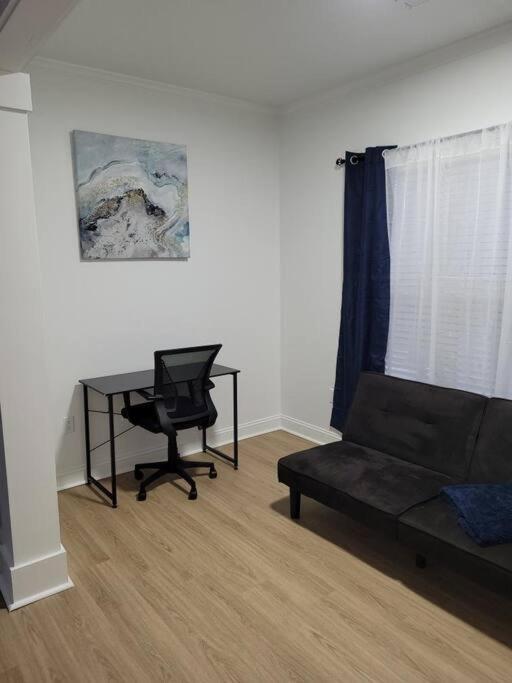 South Charlotte's Cozy & Modern * Charlotte