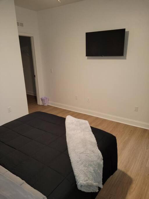 South Charlotte's Cozy & Modern * Charlotte