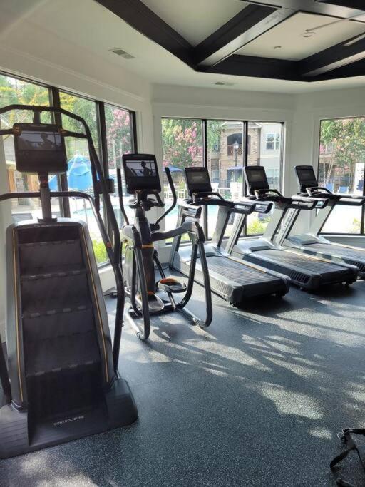 Apartment South Charlotte's Cozy & Modern