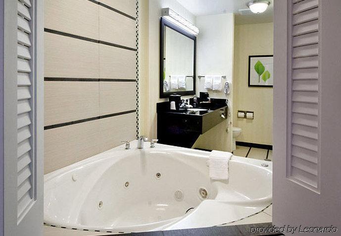 Hotel Fairfield & By Marriott Matthews